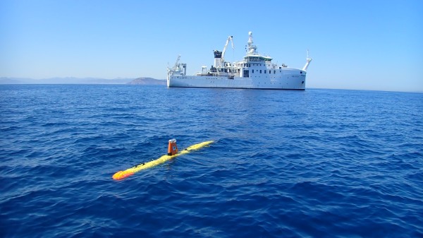 AUV